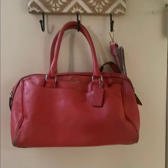Coach REHAB Coral Handbag in need of love - Picture 3 of 16